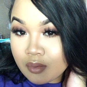 Meet your Posher, Erlinda